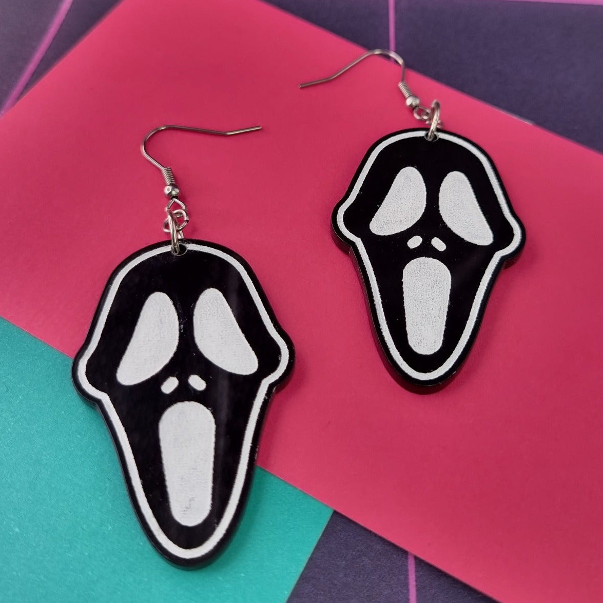 Black and white screaming ghost mask drop earrings, view 2