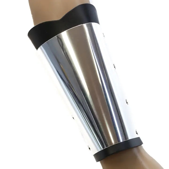 Metal Plate Plain Gauntlet, full forearm coverage on mannequin