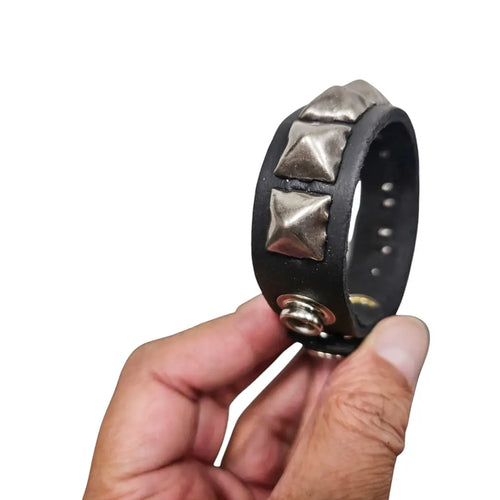 Antique Silver Pyramid Snap Bracelet, one row narrow variant