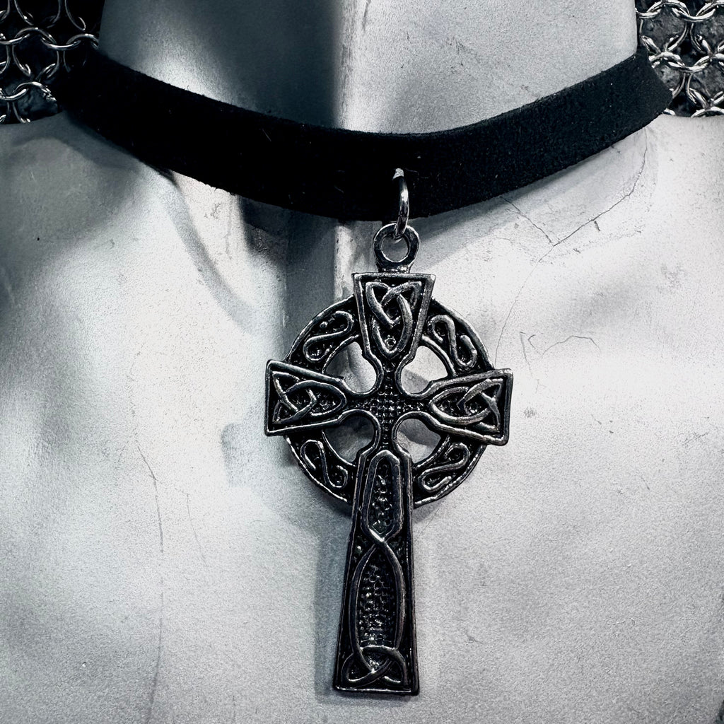 Celtic Paths Choker