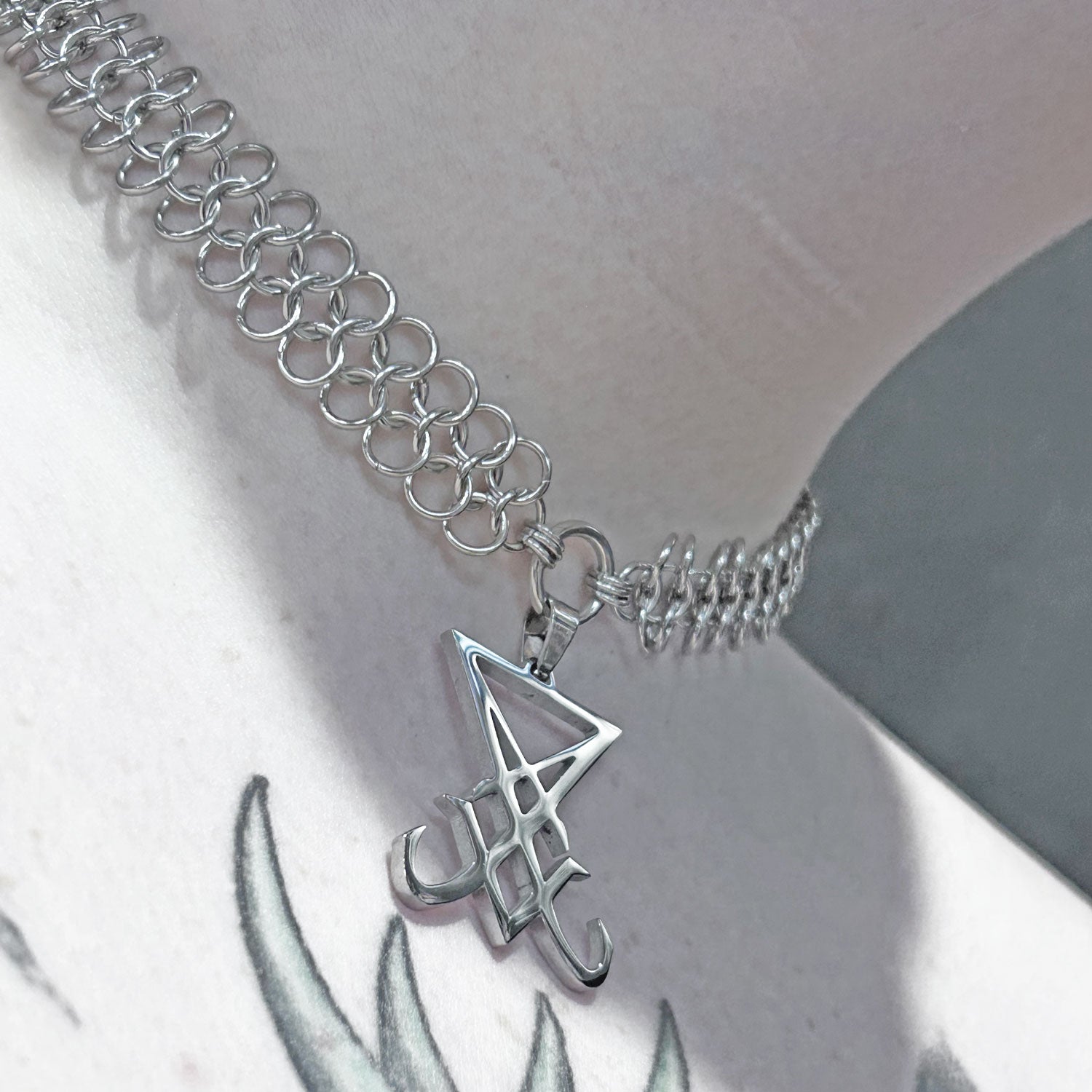 Lucifers Seal Armoured Choker