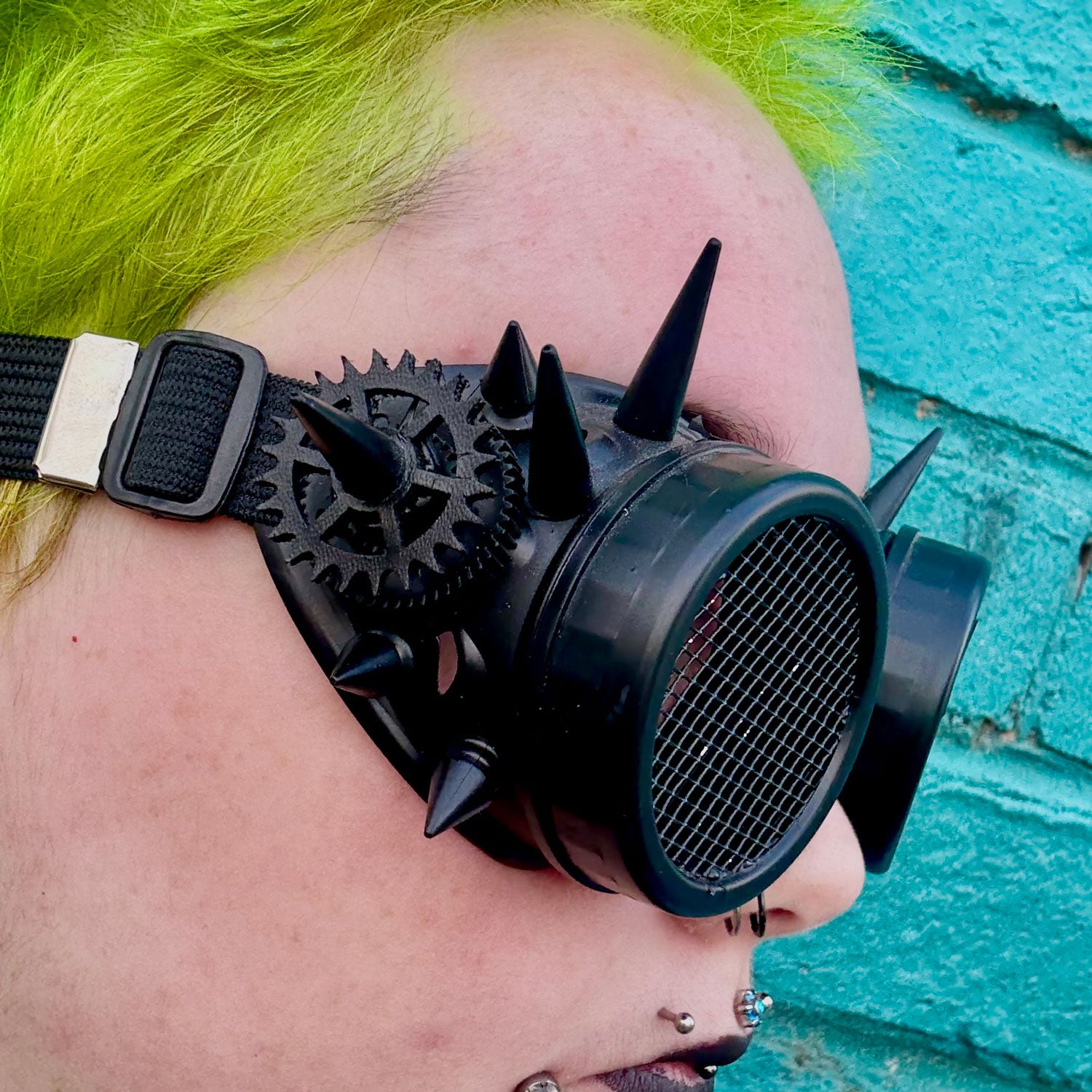 Industrial Mesh Spike Goggles