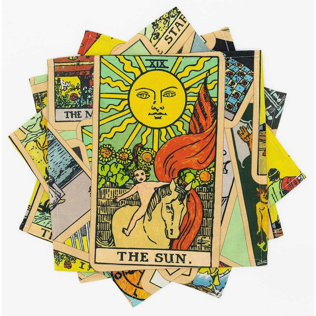 Tarot Dinner Table Setting Entertainer Pack