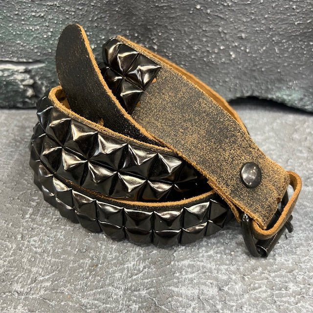 Deuce Studded Grunge Black Leather Belt (X/Large)