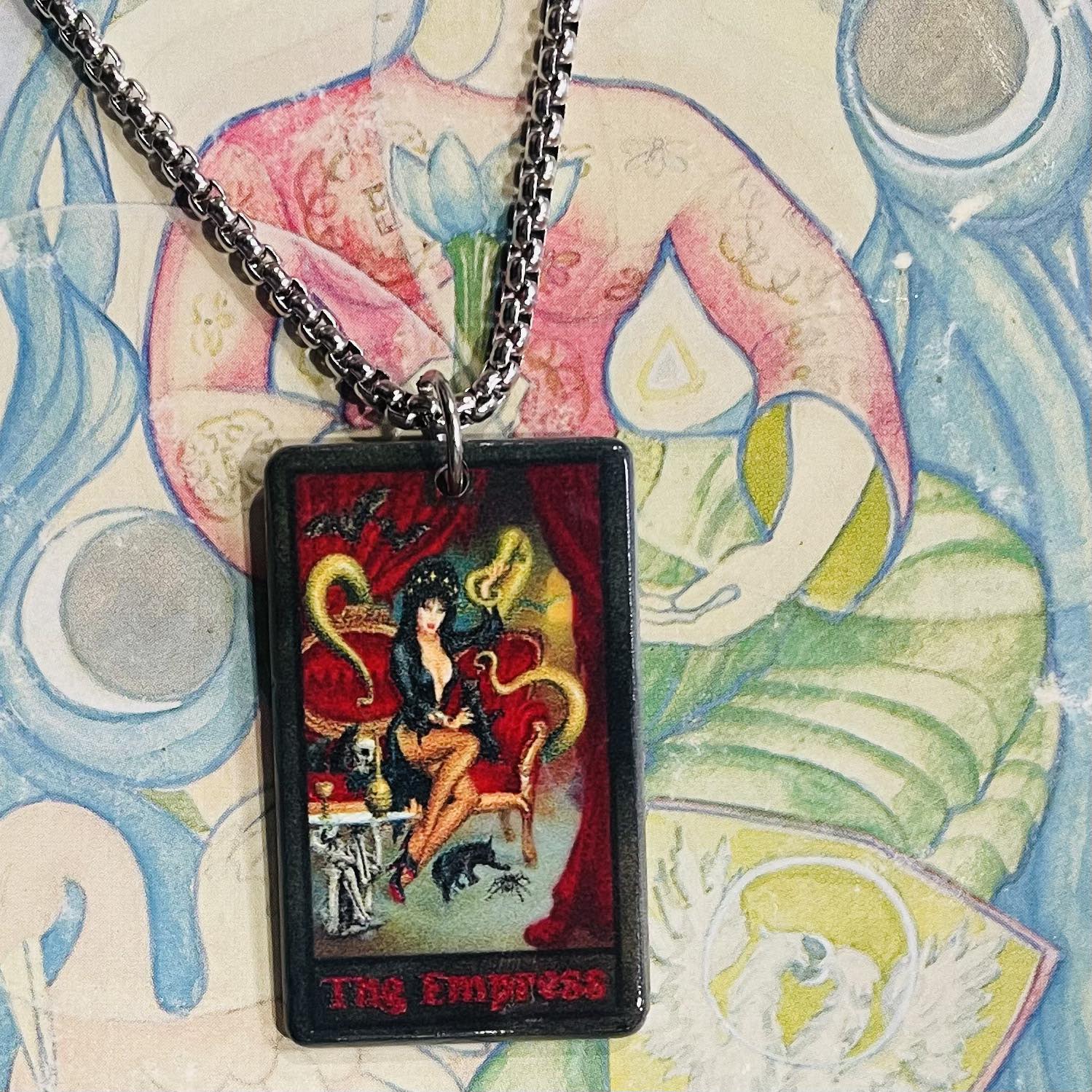 Horror Tarot Empress Necklace
