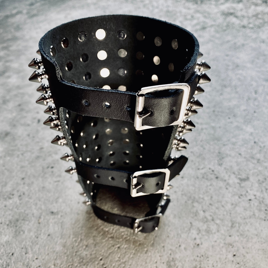 Executioner Spike Gauntlet
