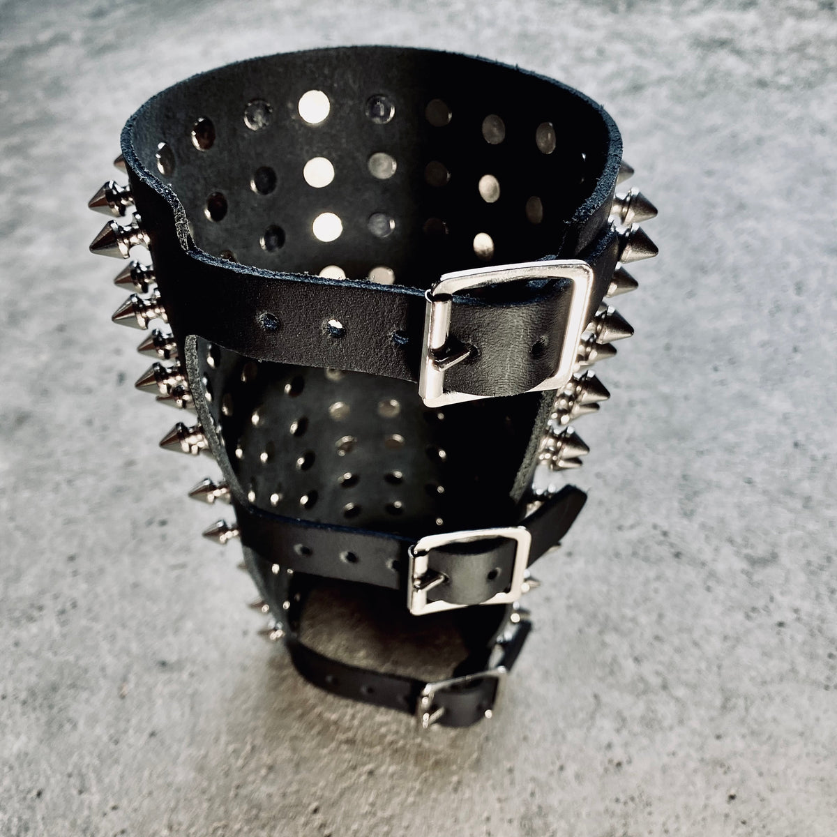 Executioner Spike Gauntlet