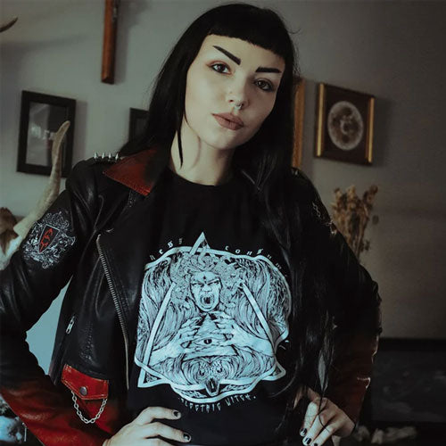 Medusa Tee