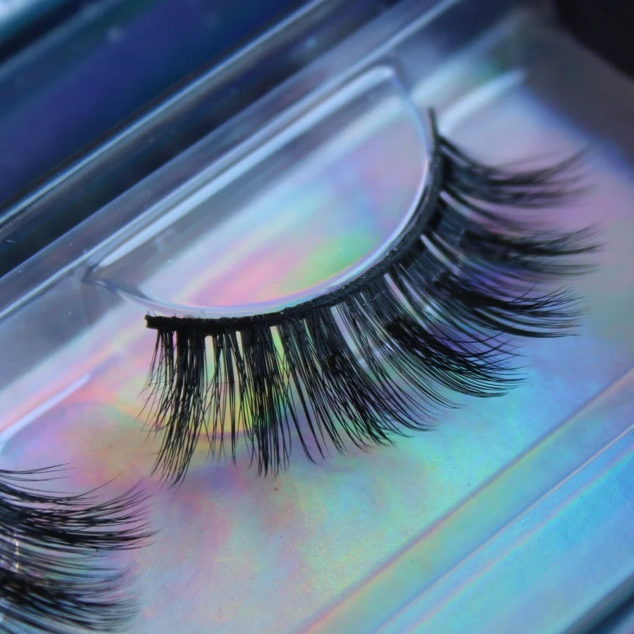 Luxe Eye Lashes: Unholy