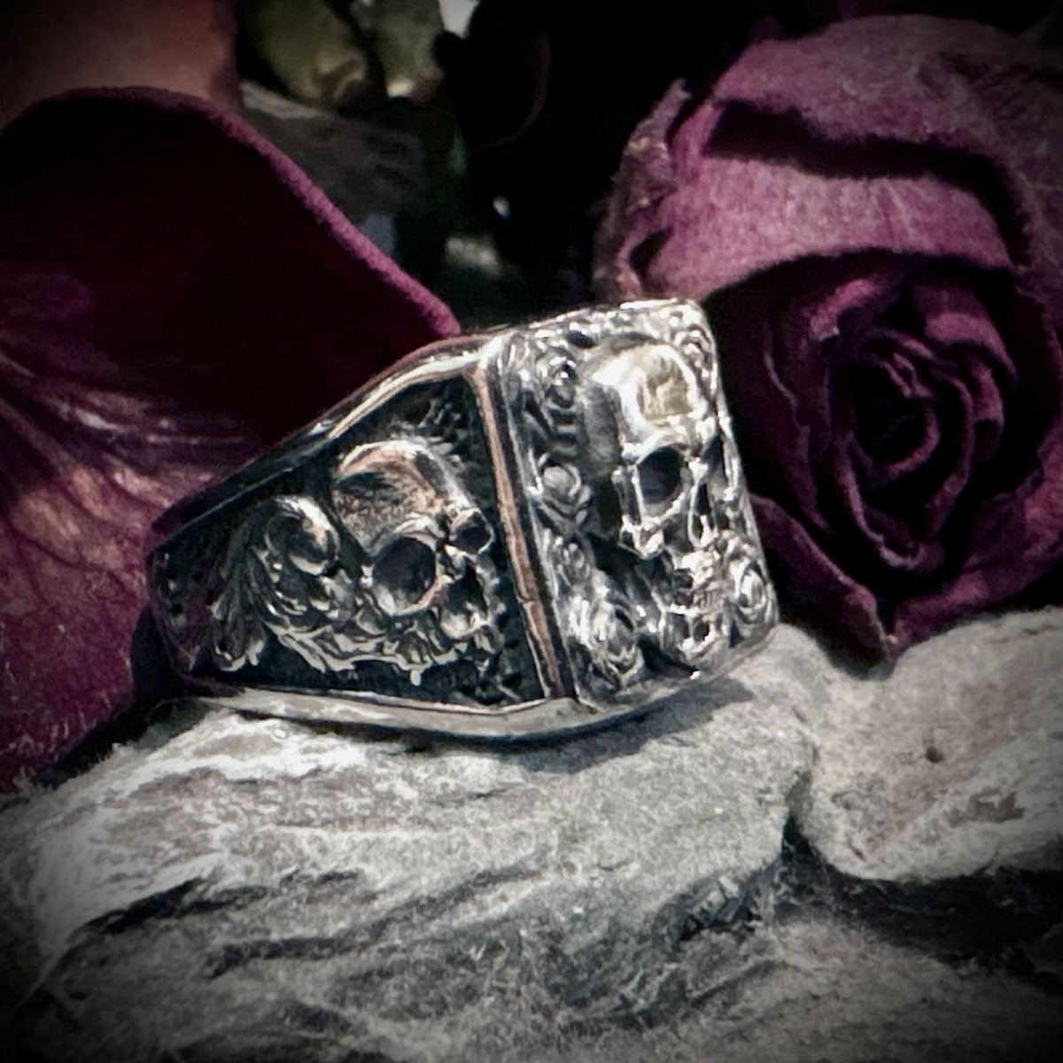 Momento Mori Skull Signet Ring