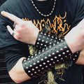Disarm Leather Spike Gauntlet