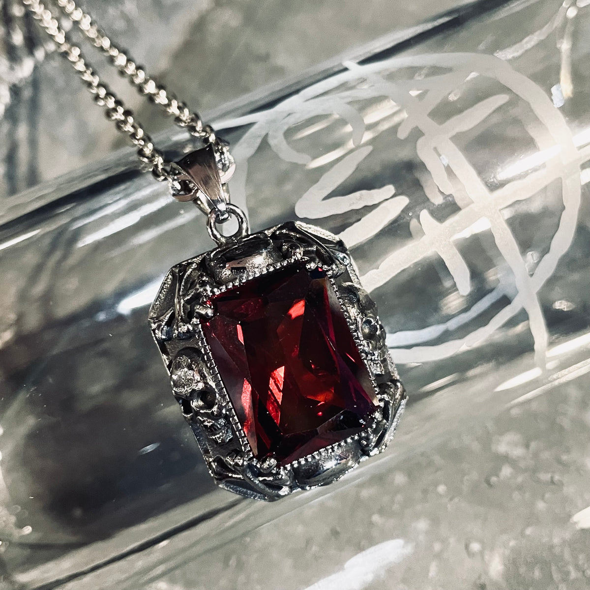 Scarlets Crypt Necklace