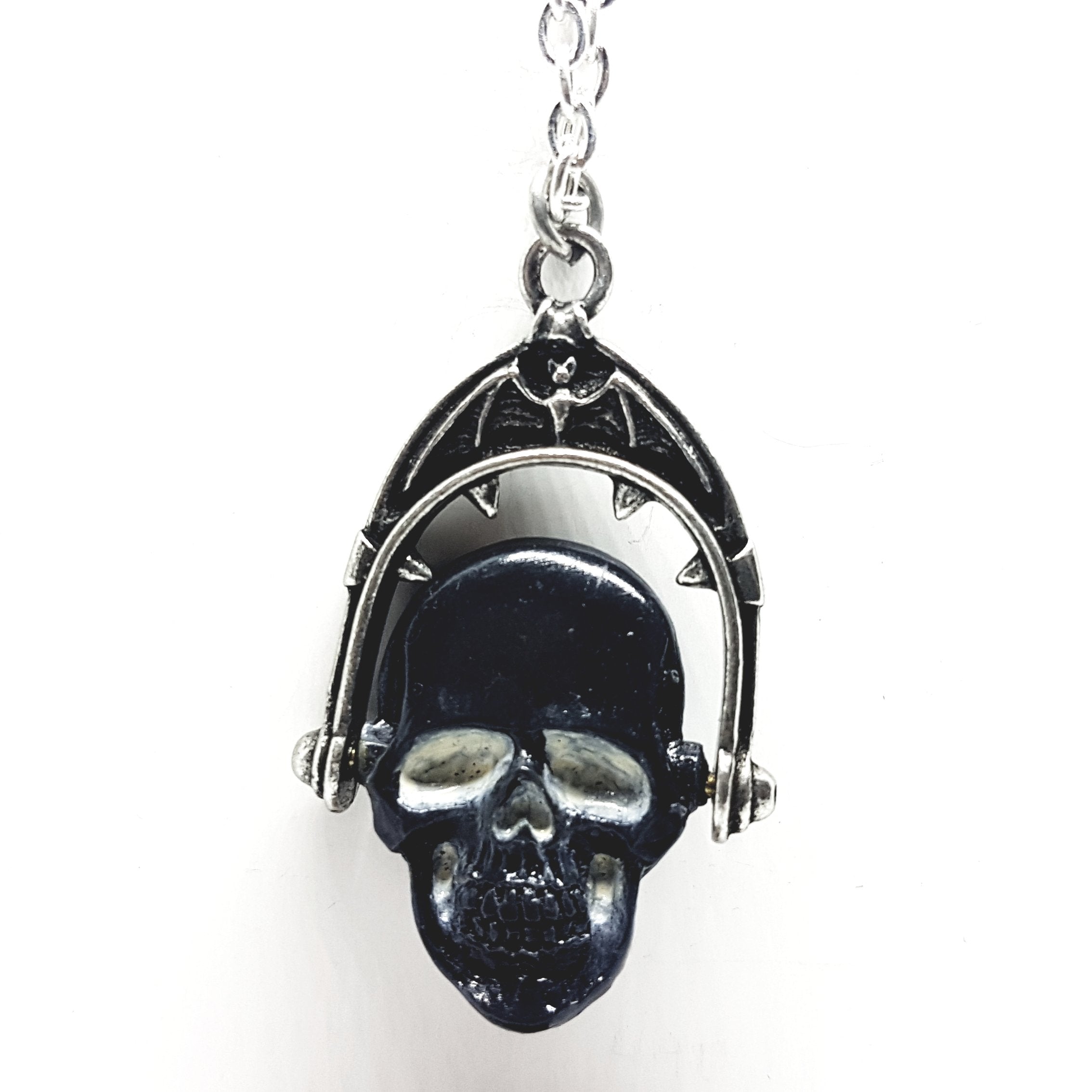 Headstone Skull/Portrait Necklace P425