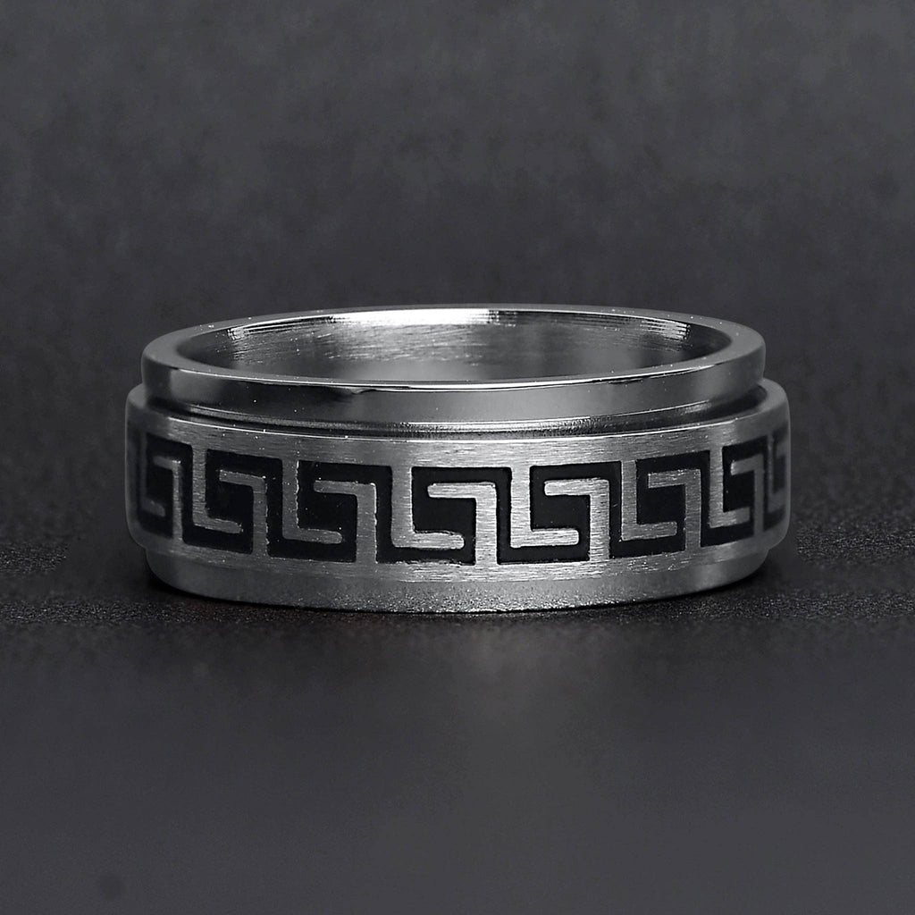 Meandros Darkness Spinner Ring