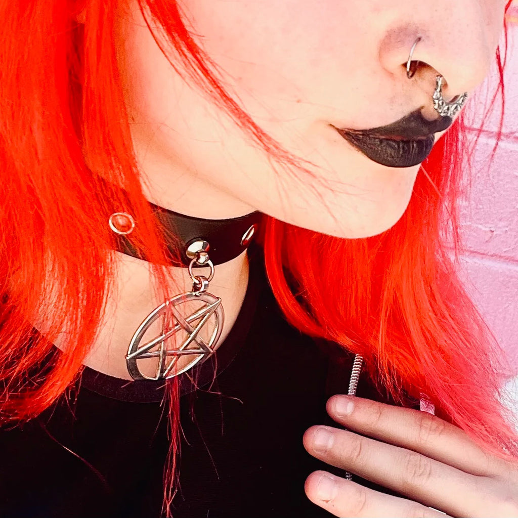 Hex You Pentagram Collar