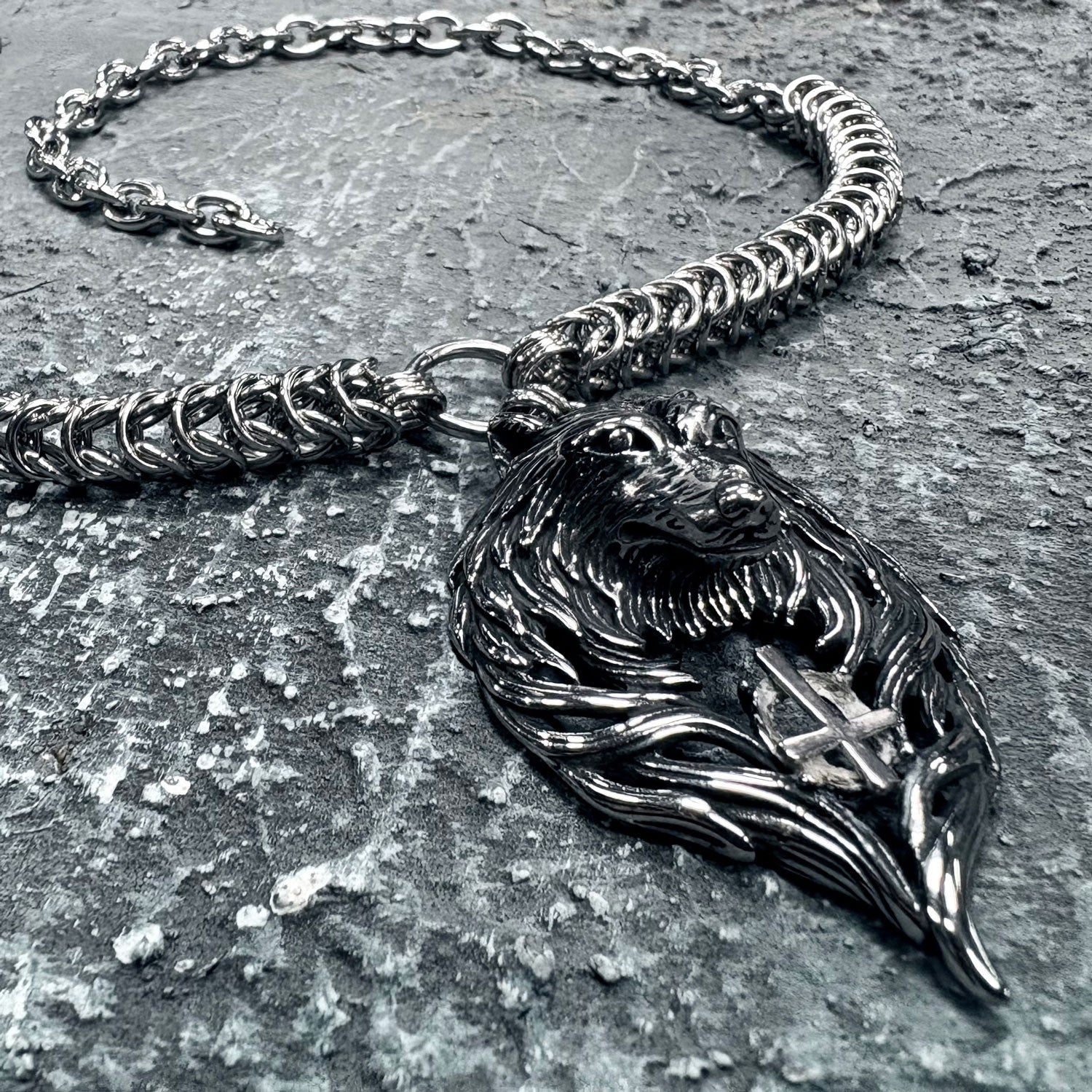 Hell Hound Choker