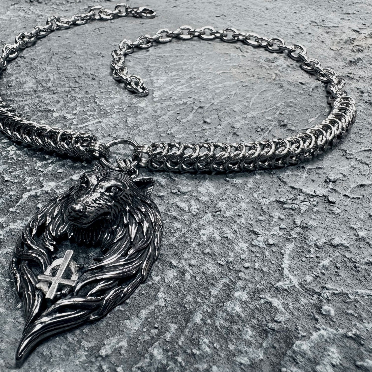 Hell Hound Choker