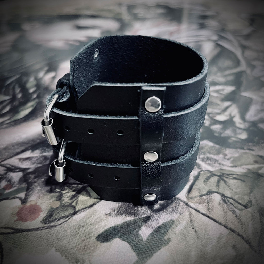 Quandary Wrist Cuff