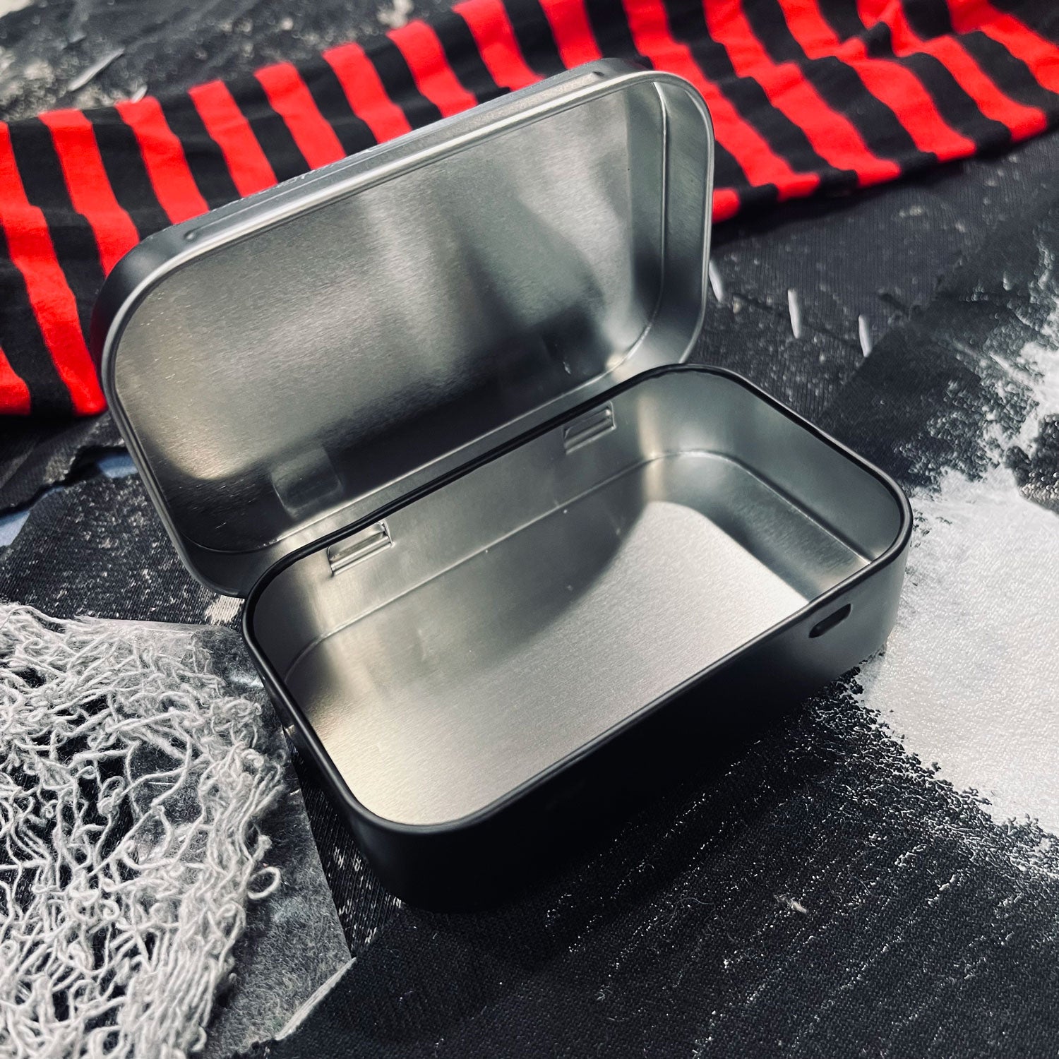 Summoned Trinket Tin
