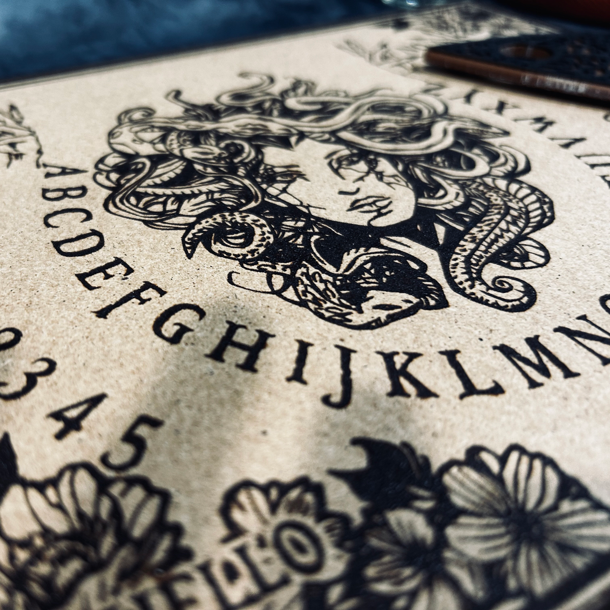 Spirit Board Medusa's Mind Mini With Planchette
