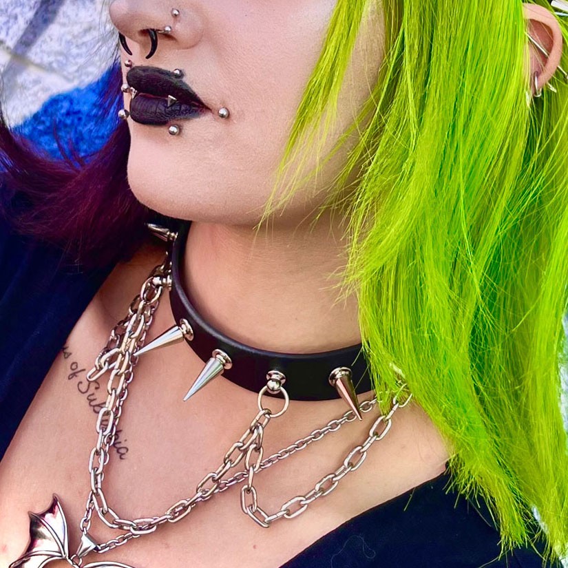 Țepeș Collar