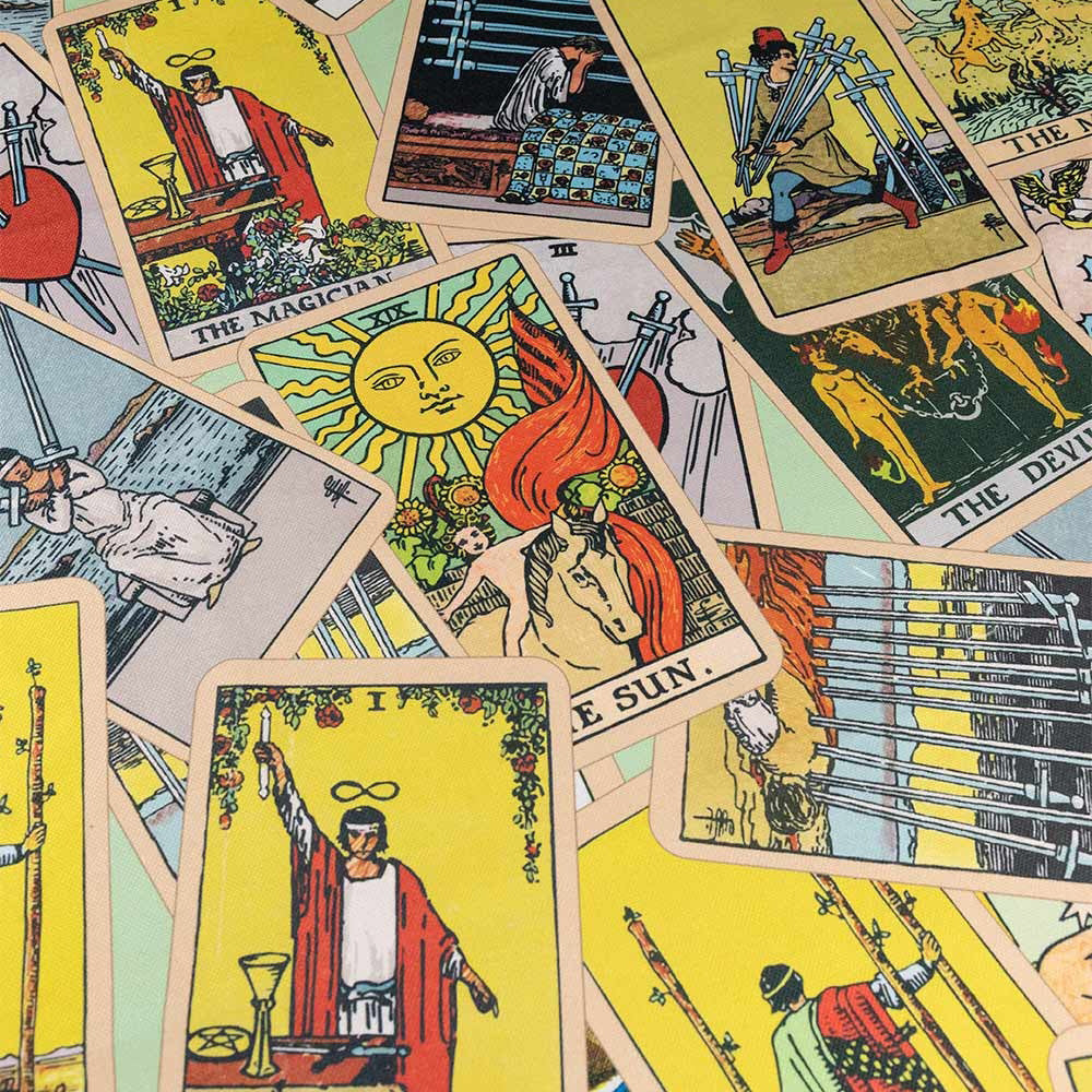 Tarot Dinner Table Setting Entertainer Pack