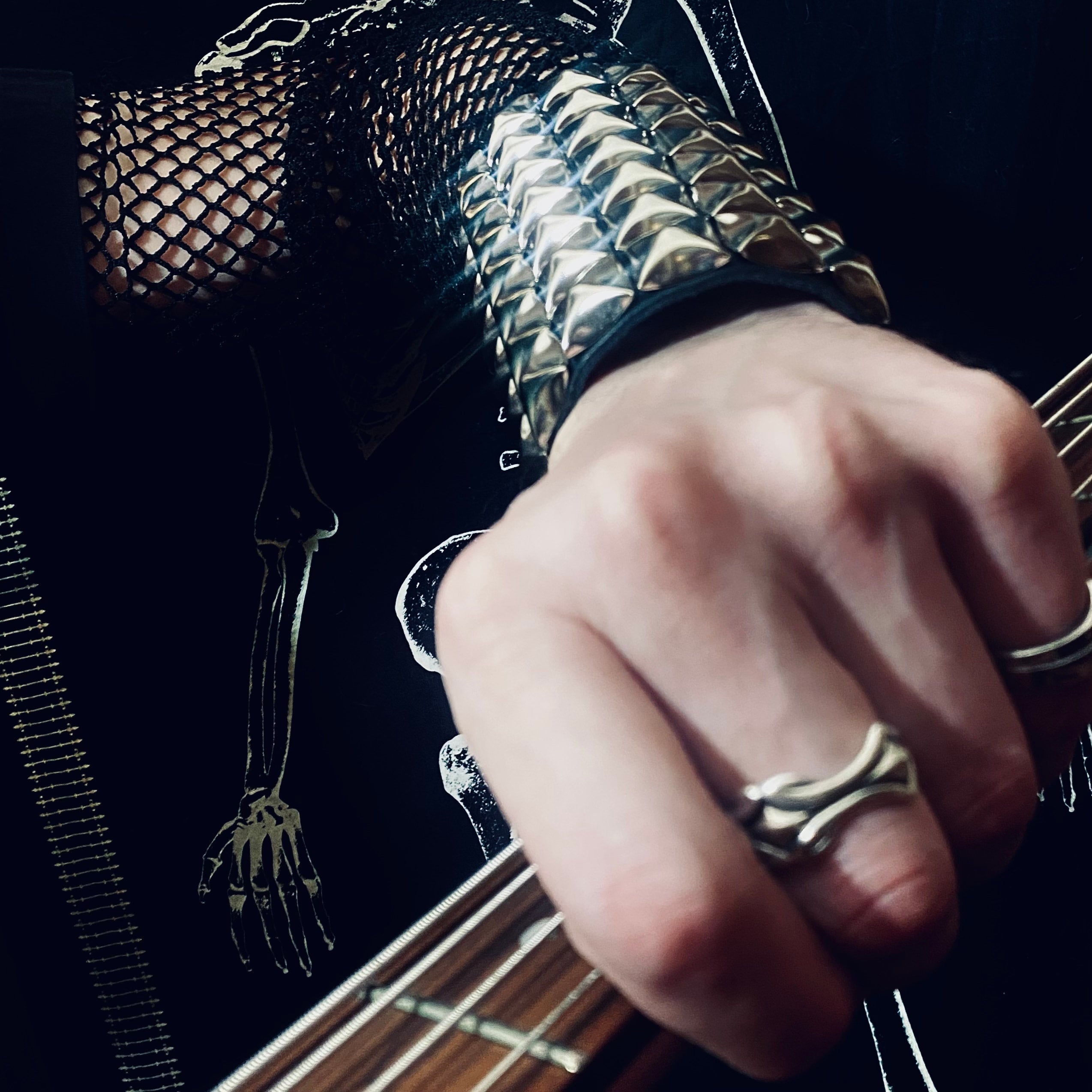 Hellion Gauntlet Studded Leather
