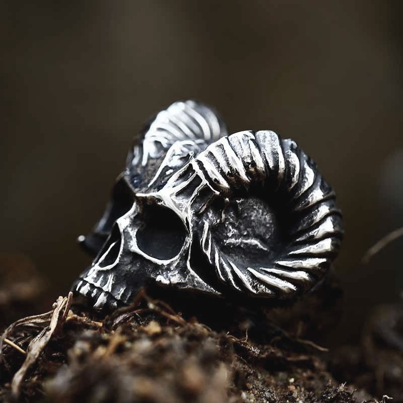 Unholy Faunus Horned Skull Ring