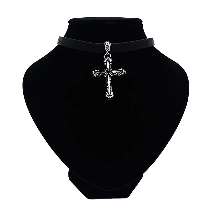 Gothic Beauty Choker