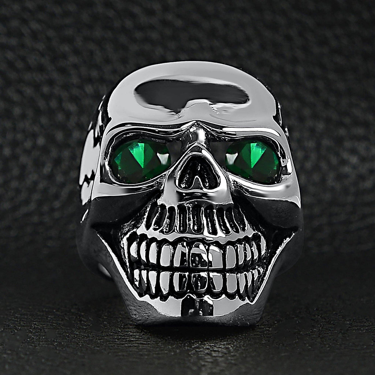 Odious Cracked Skull Ring
