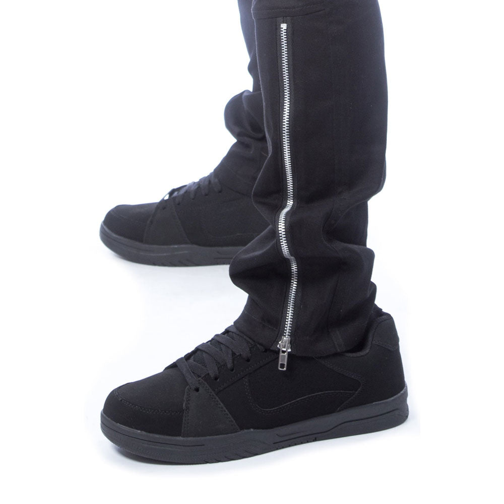 Accius Skinny Leg Pants