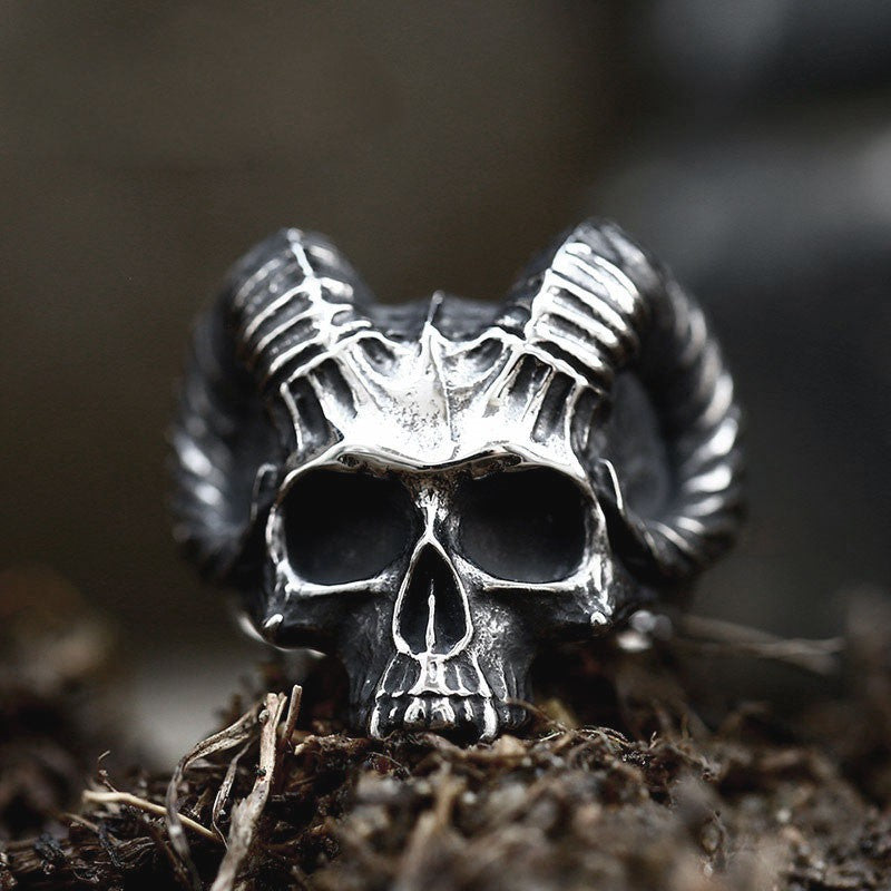 Unholy Faunus Horned Skull Ring