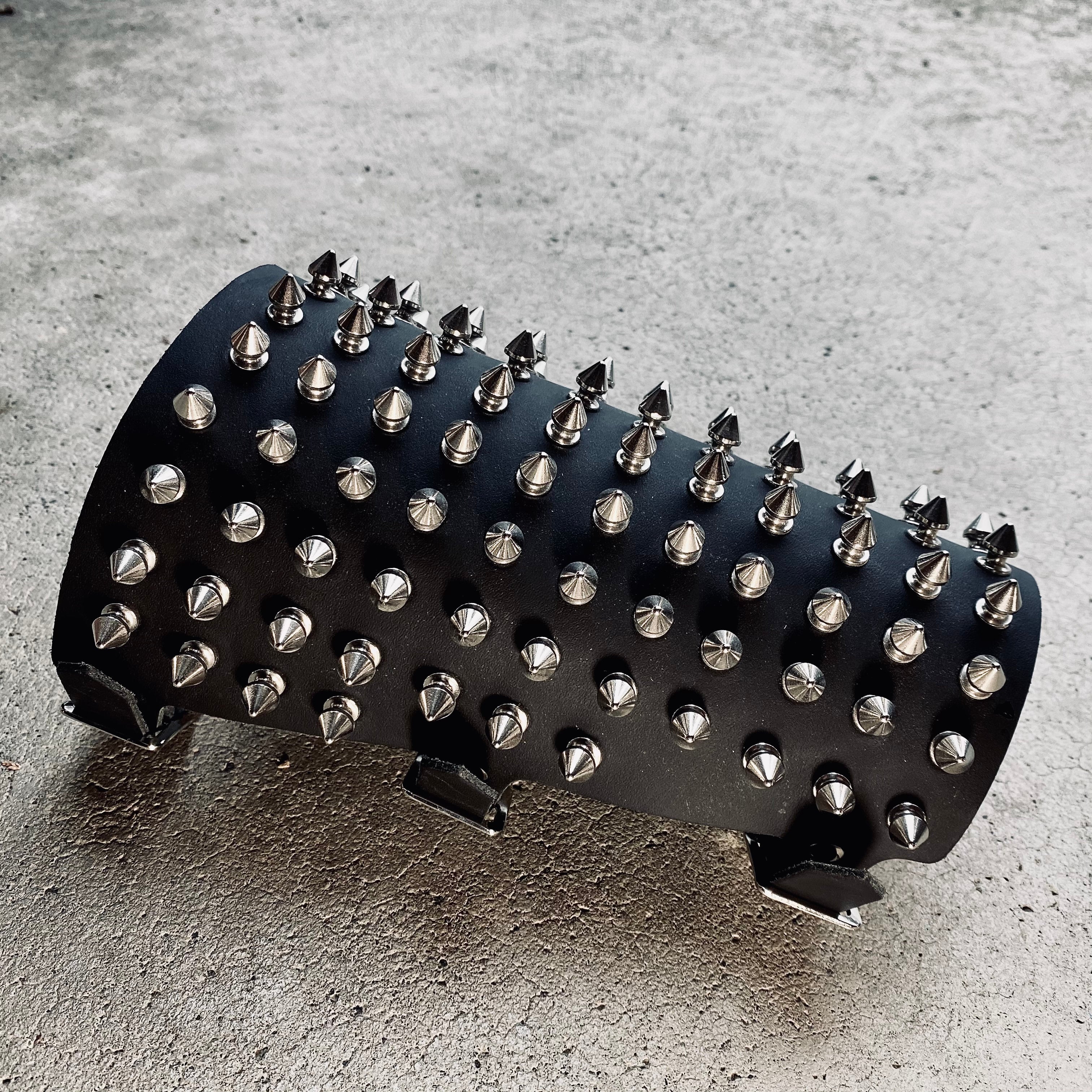 Executioner Spike Gauntlet