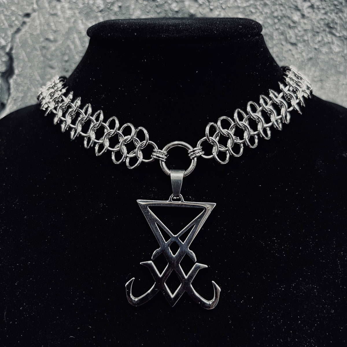 Lucifers Seal Armoured Choker
