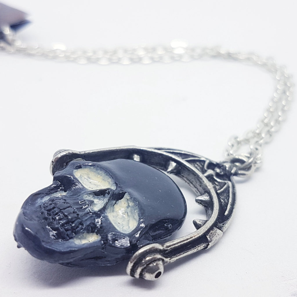 Headstone Skull/Portrait Necklace P425