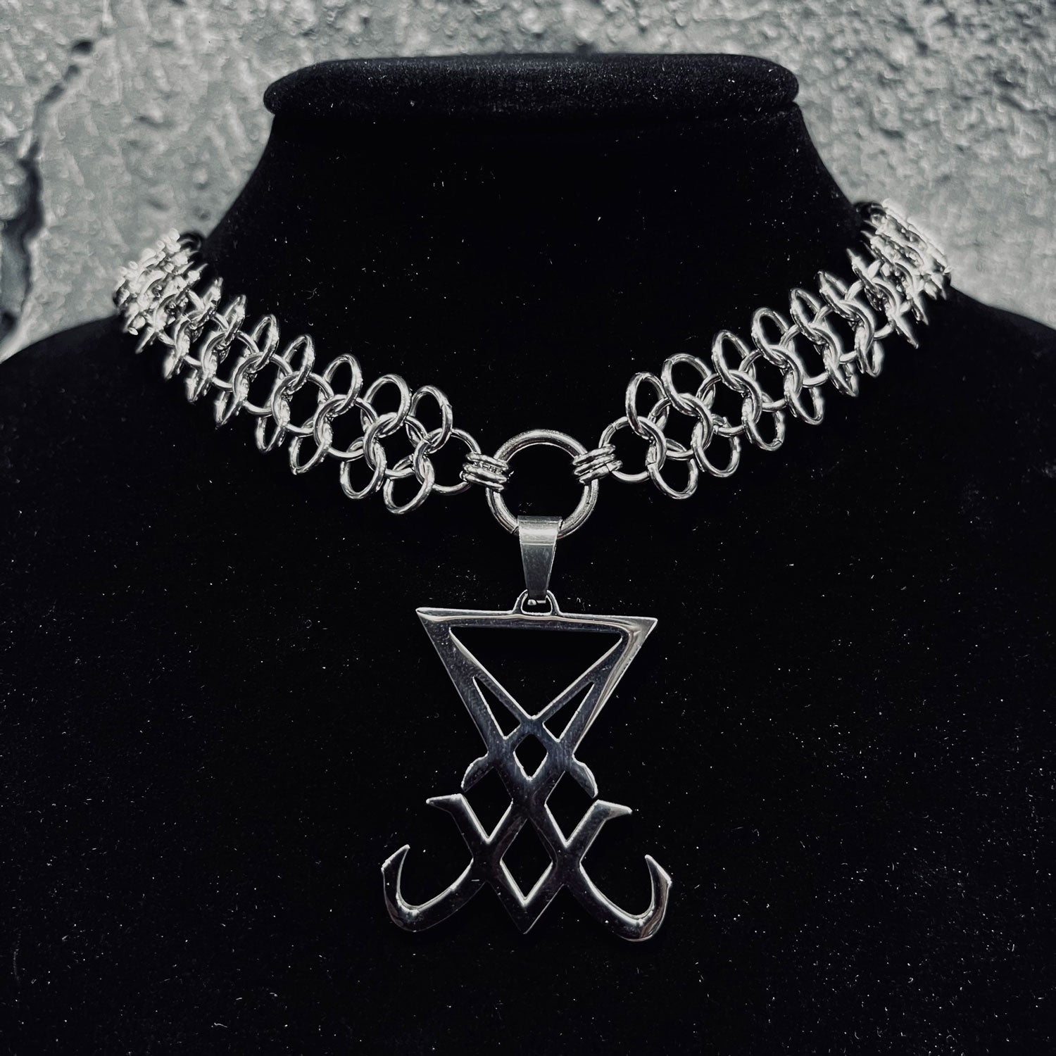 Lucifers Seal Armoured Choker