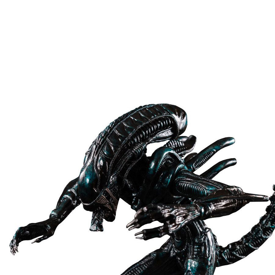 Aliens - Xenomorph Alien Water Attack Statue