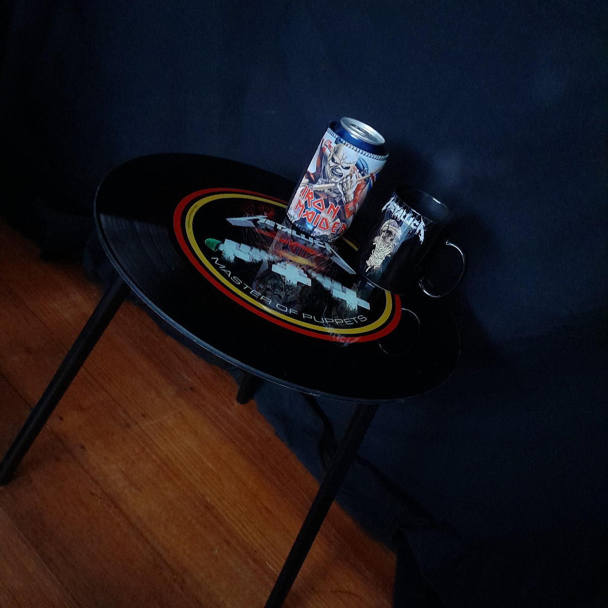 METALLICA Master of Puppets Table