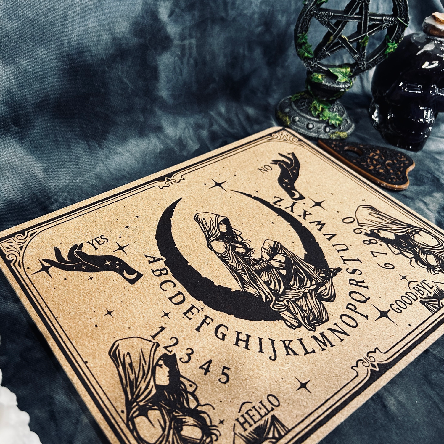 Spirit Board Night Embrace Mini With Planchette