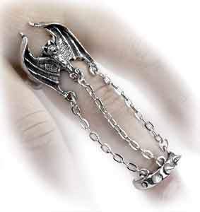 Bat Bakke Fetta Chain Slave Ring