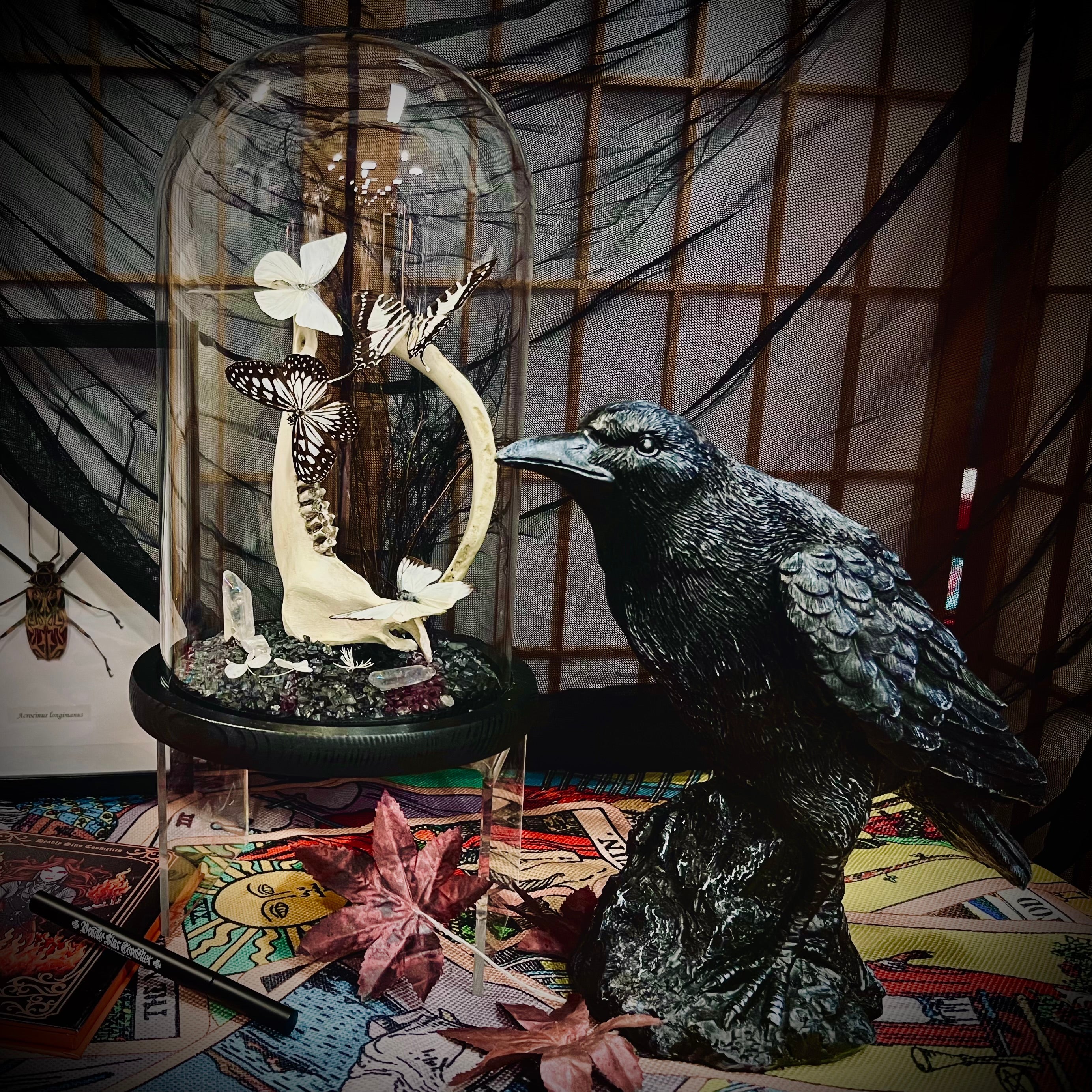 Raven Messenger Statue