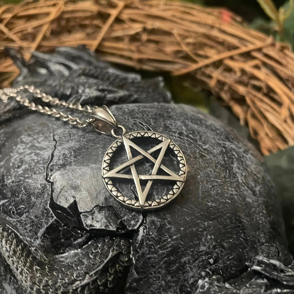 Penta Reveries Pendant