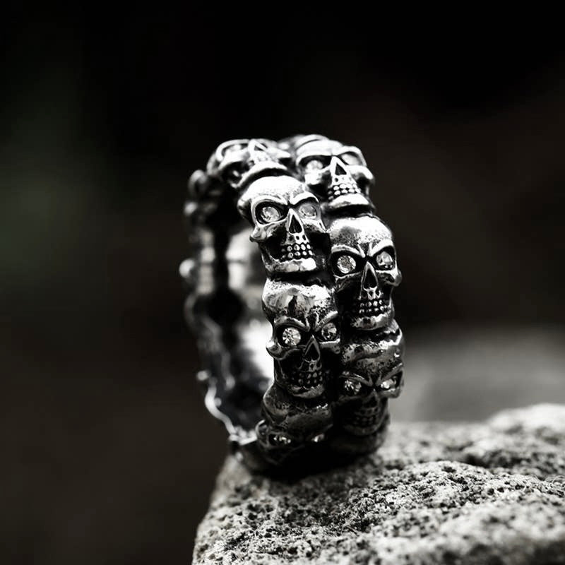 Souless Gaze Skull Ring