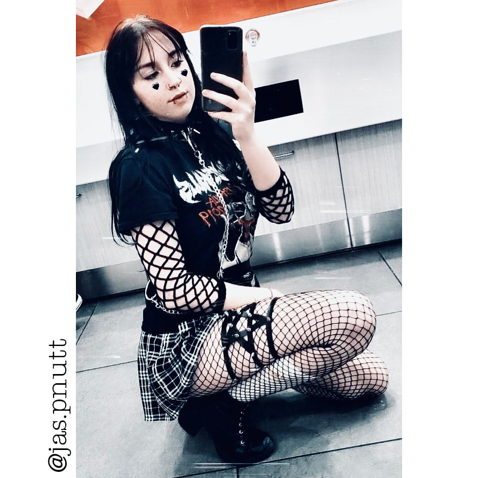 Devil’s Dance Pentagram Garter