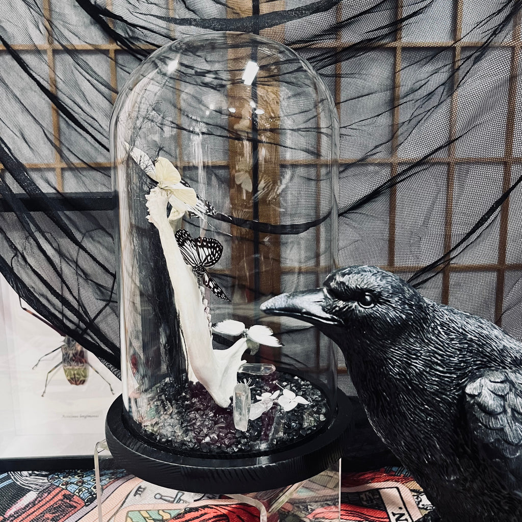 Raven Messenger Statue