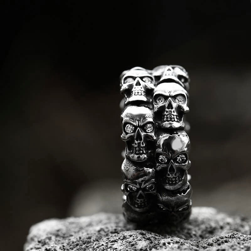 Souless Gaze Skull Ring