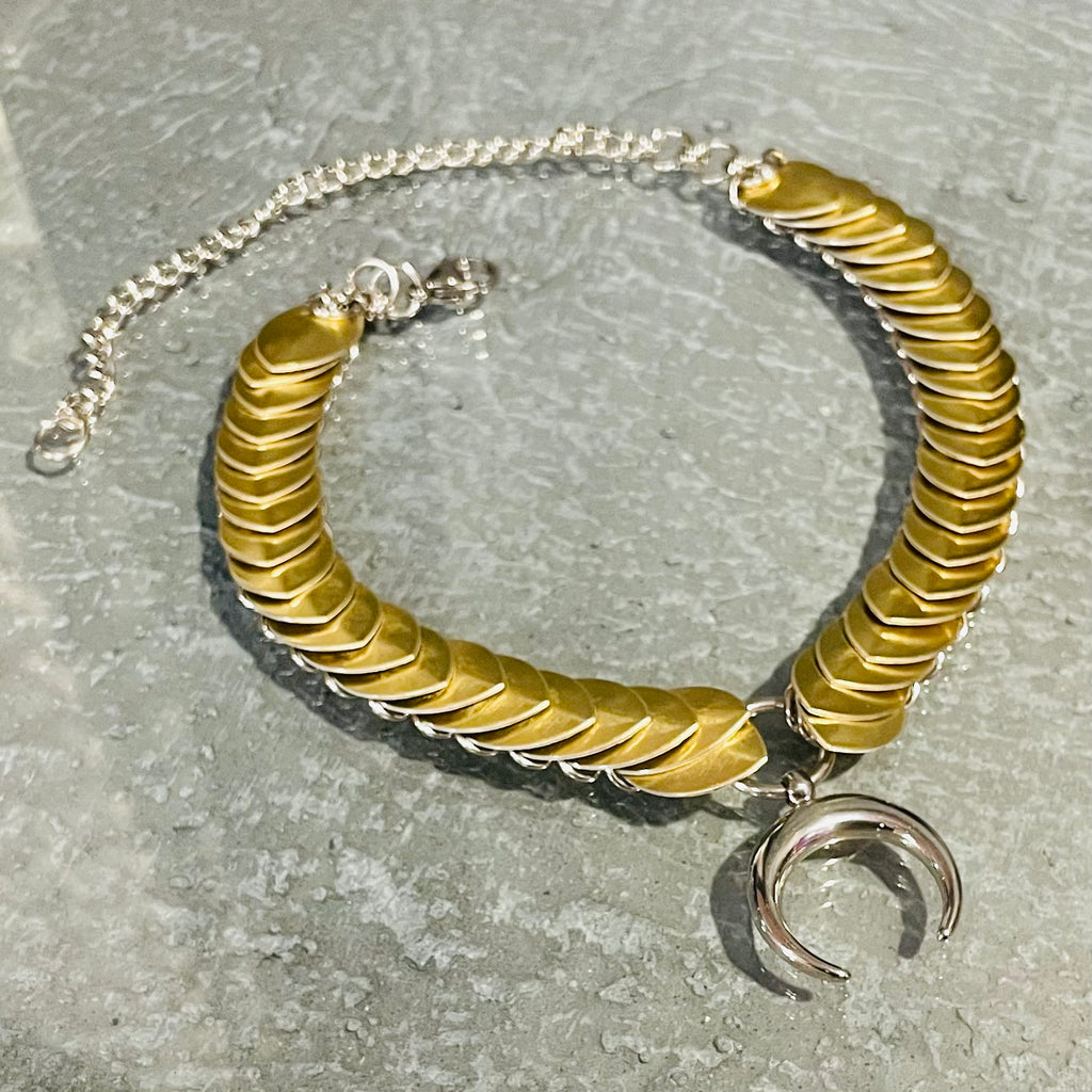 Golden Eve Scale Maille Collar