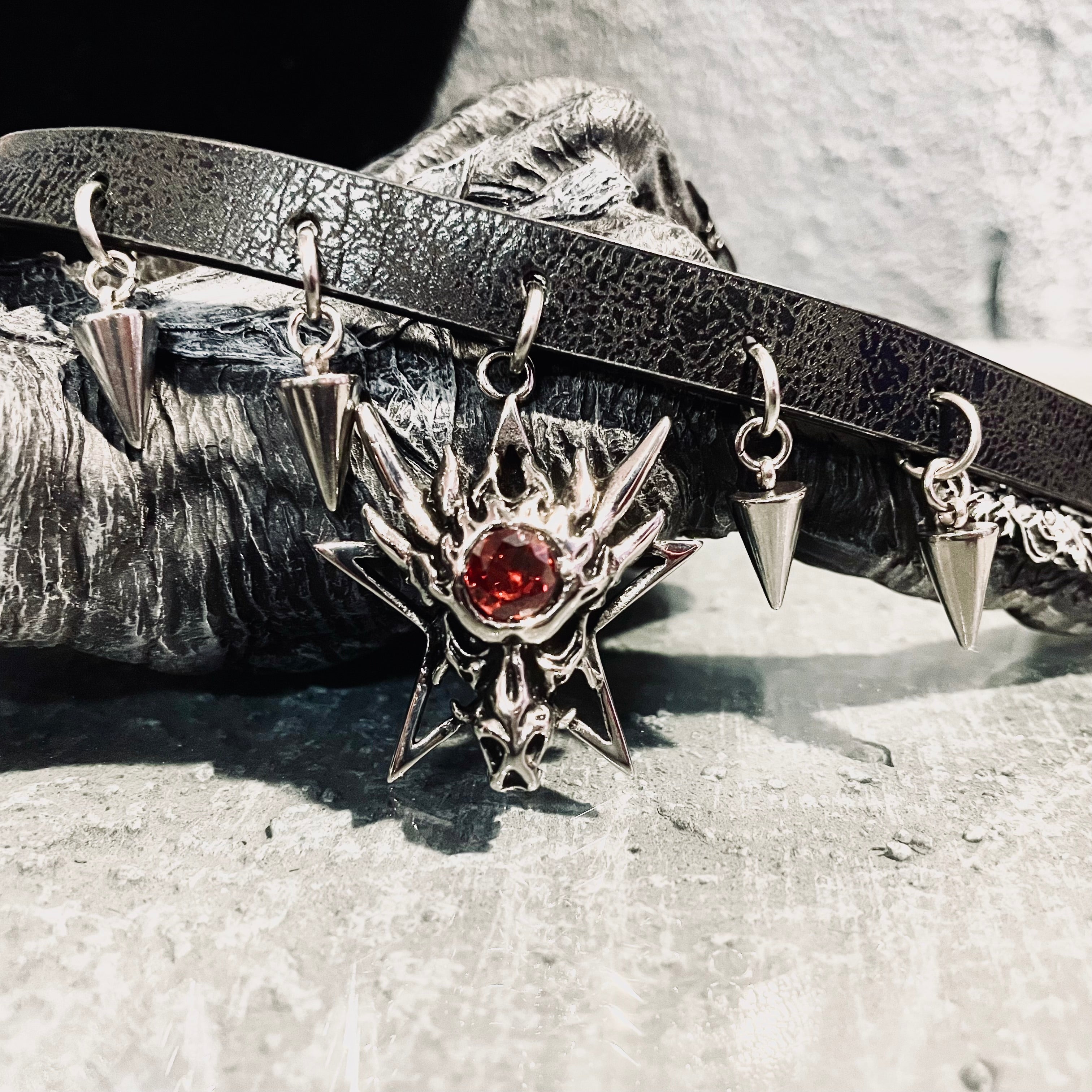 A Dragon's Sacrifice Choker