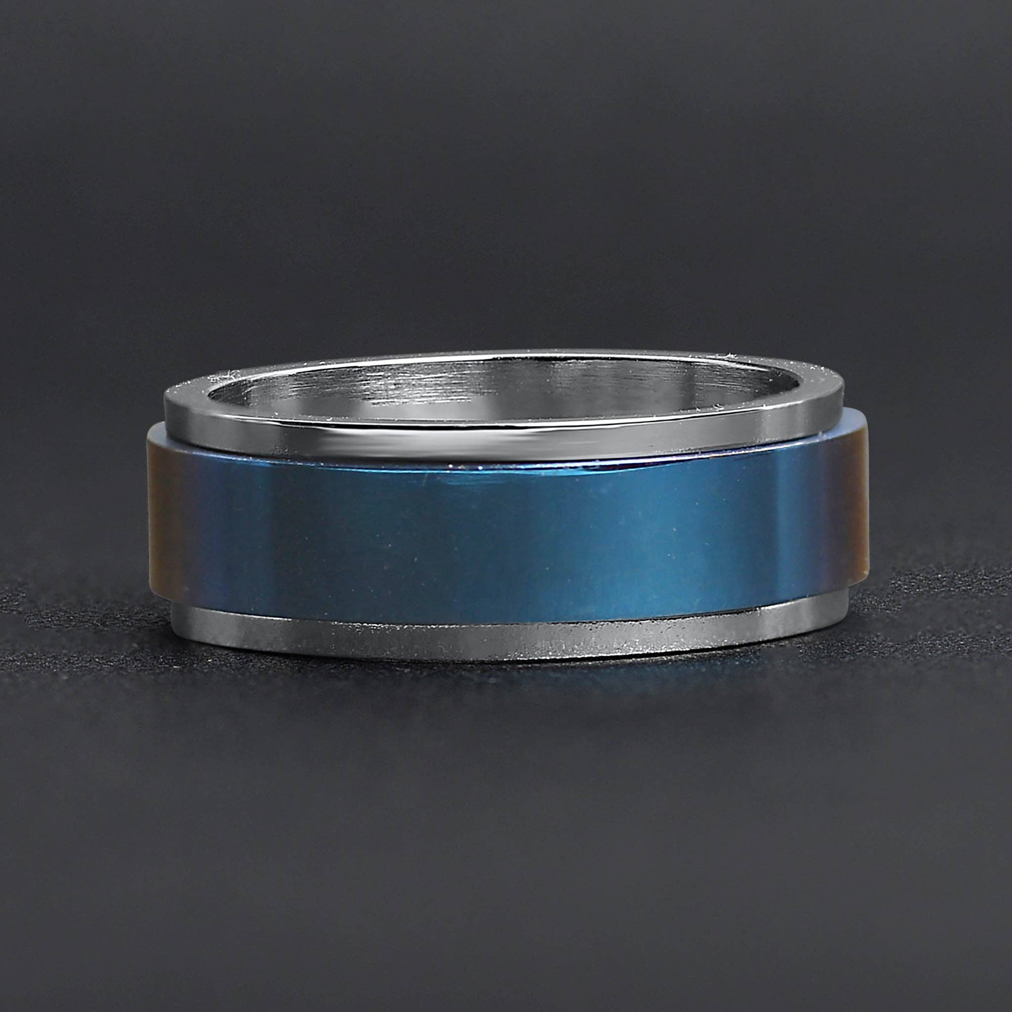 Livid Stainless Steel Spinner Ring