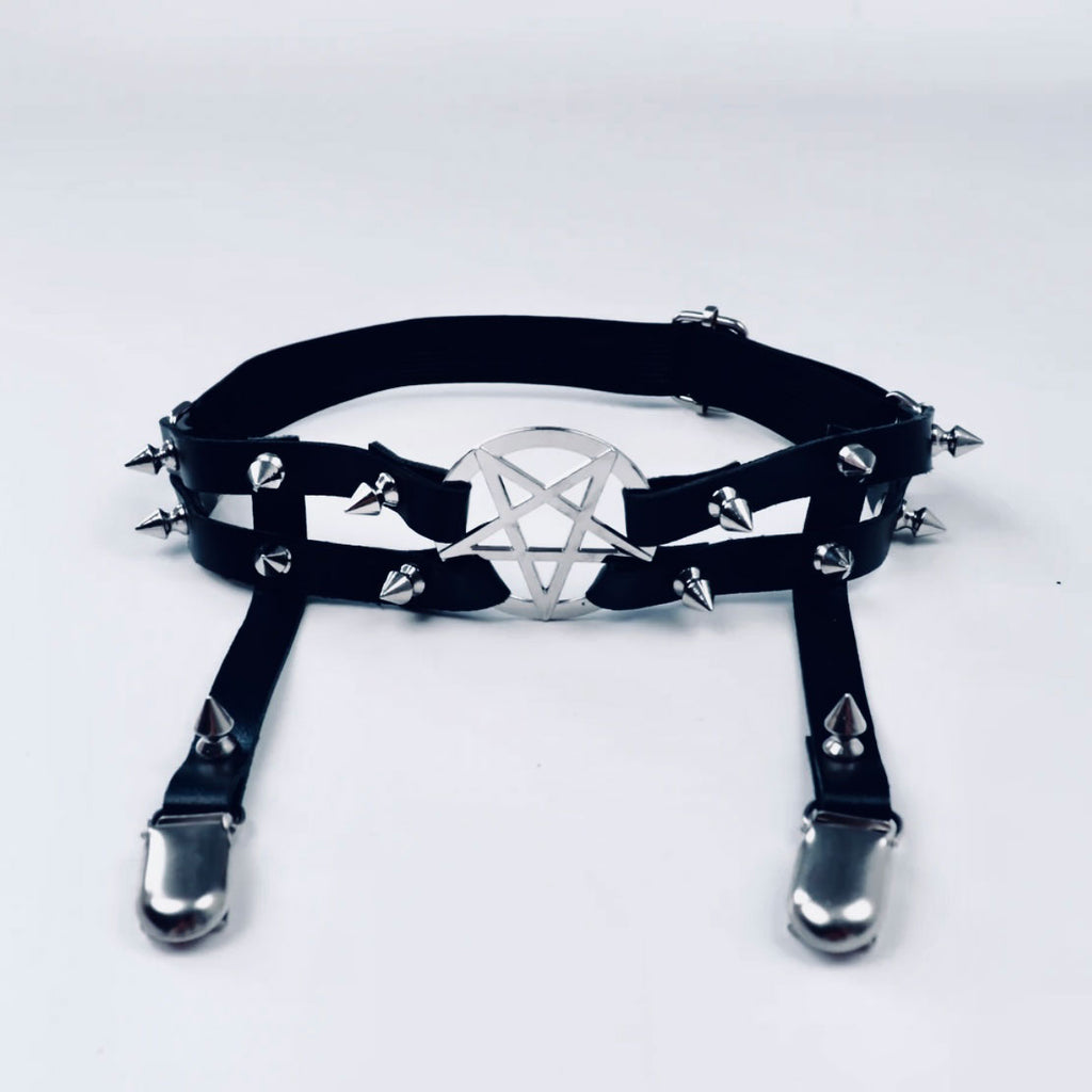 Wicked Ways Spike Garter